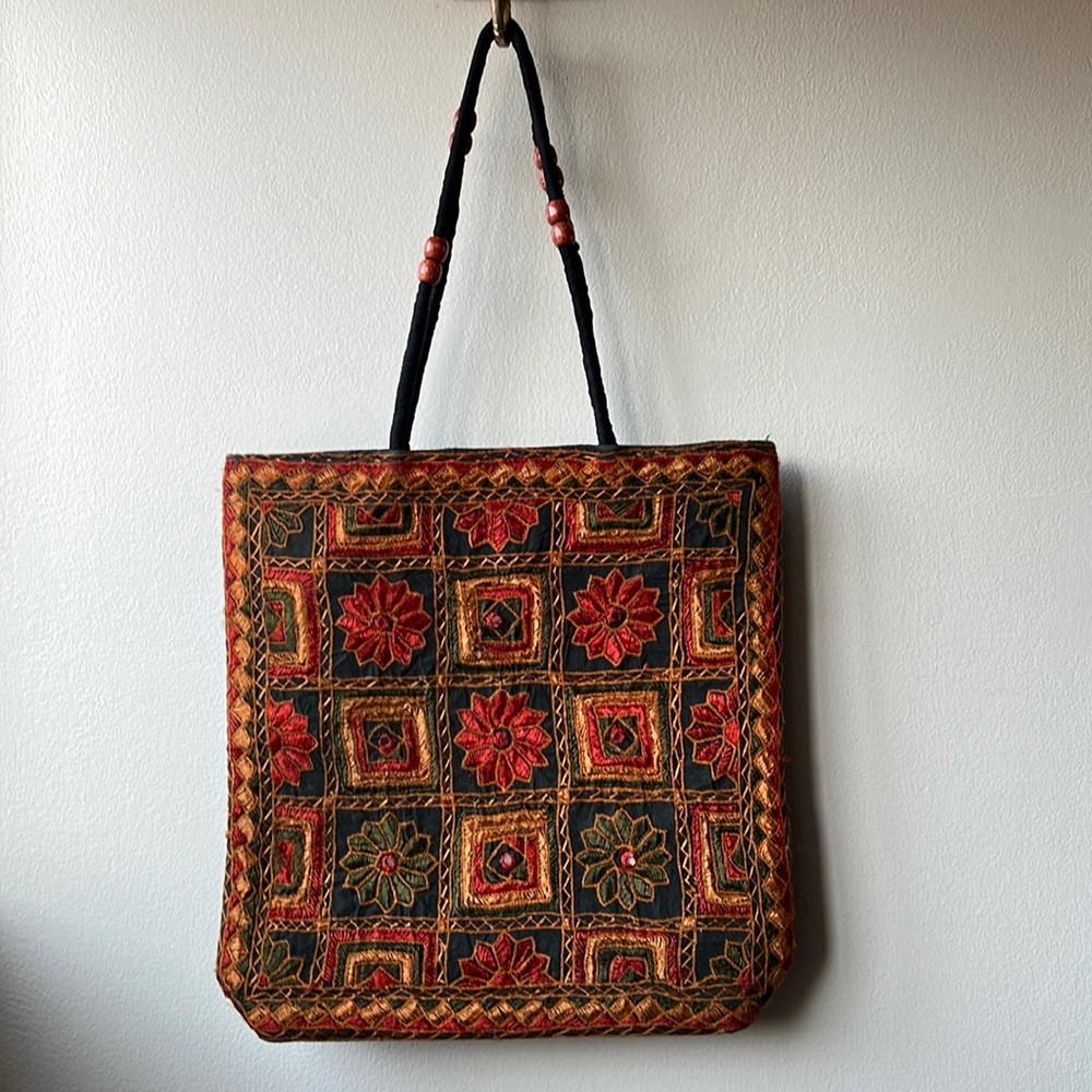 Tote Bag With Zipper